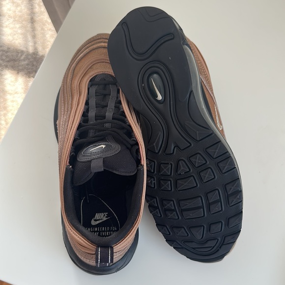 Nike Air Max 97 in Copper - Picture 4 of 5